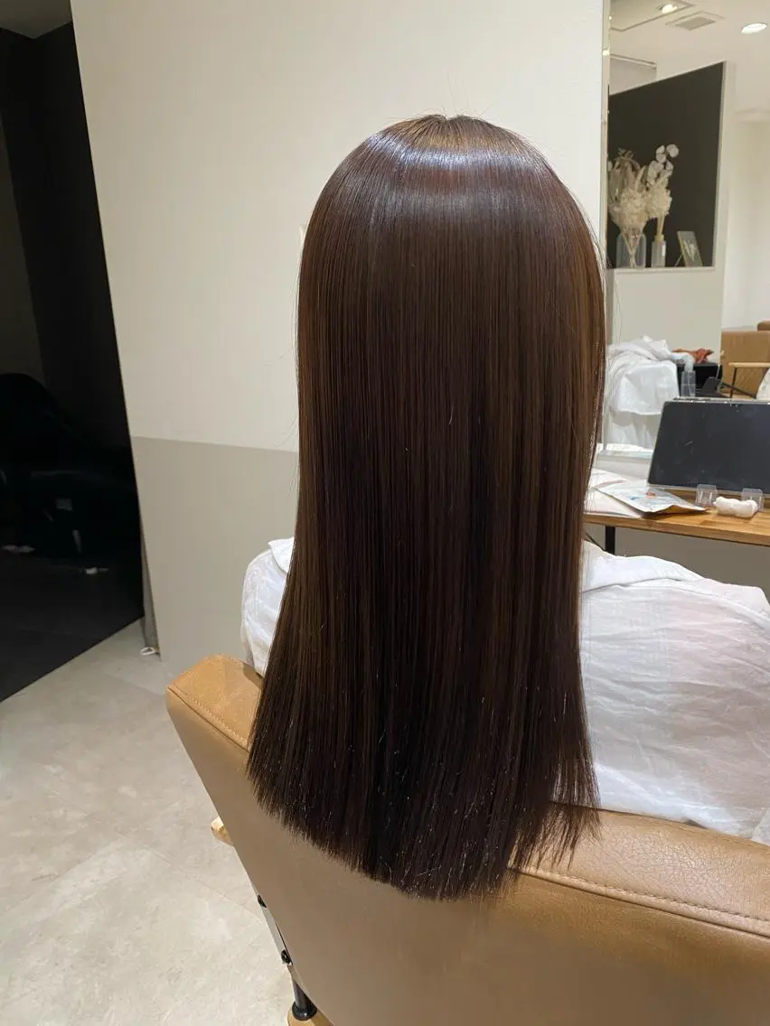 ロング カット トリートメント 顔まわりカラー特化 赤津百合絵のヘアスタイル
