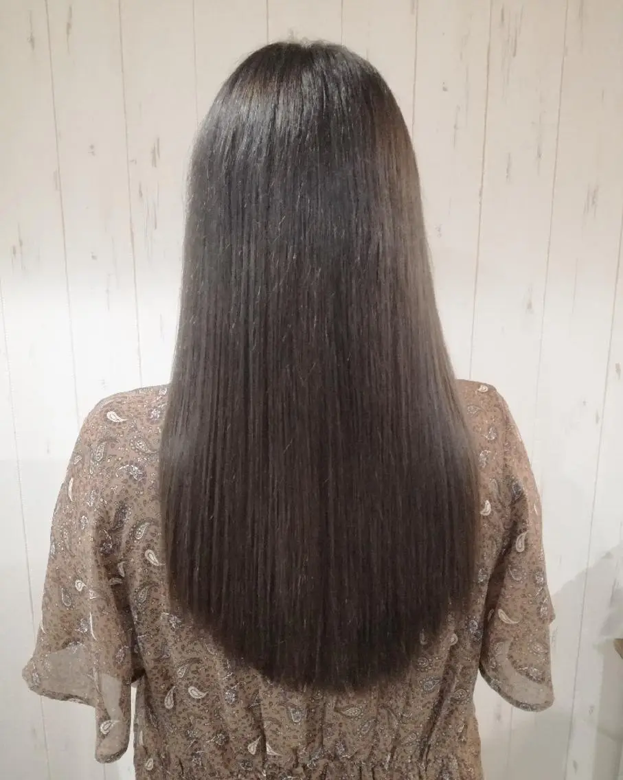 ロング カラー ダークグレー ダークグレージュ グレージュ 西川 敏夫のヘアスタイル