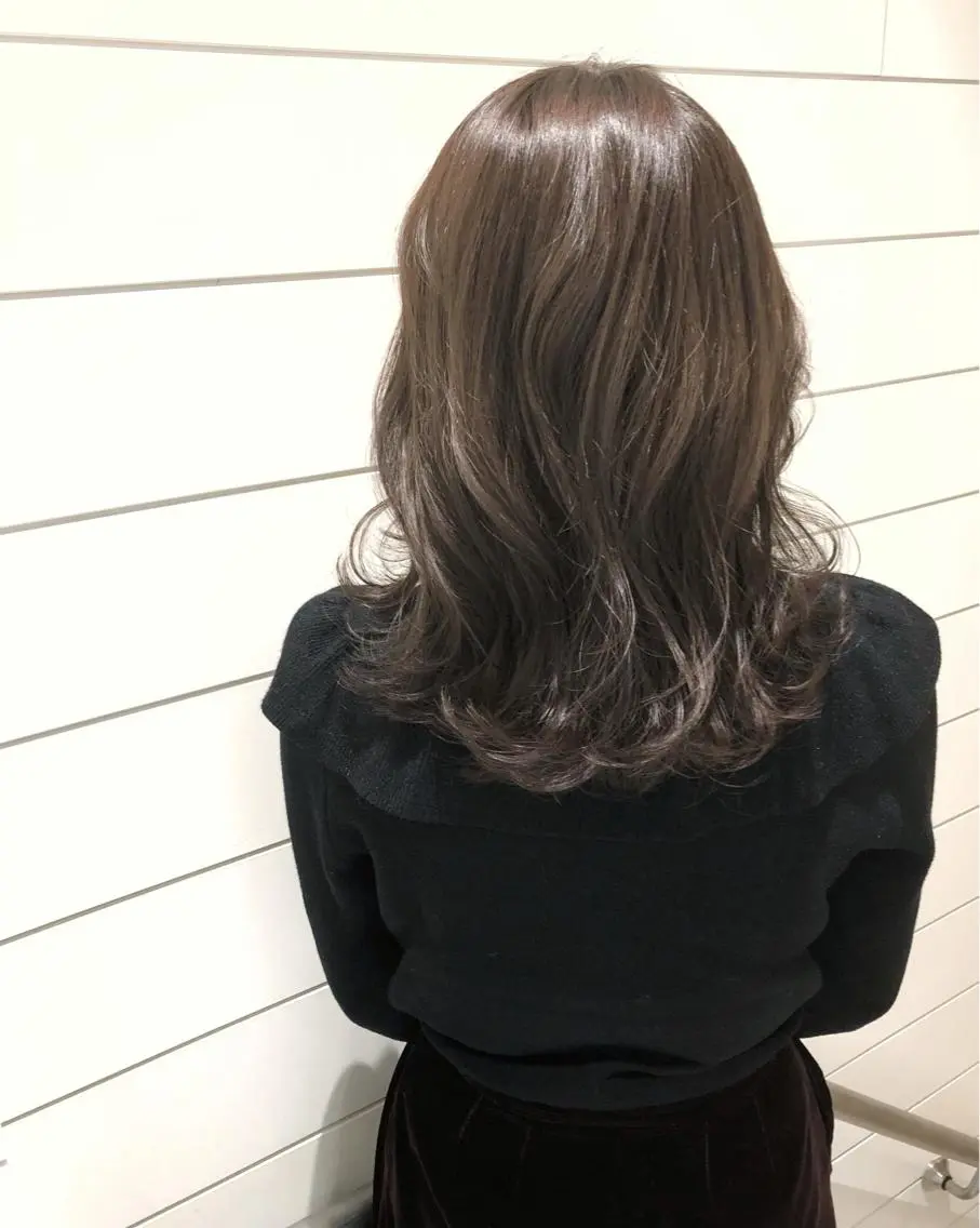 セミロング カラー カット ヘアカラー トリートメント 🍊新宿南口🍊 ERINAのヘアスタイル