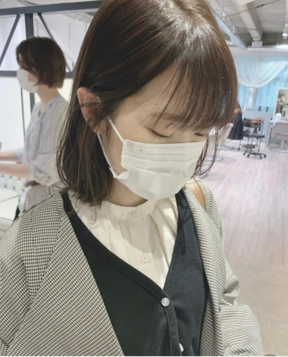 ショート mayu🤍 透明感カラーのヘアスタイル