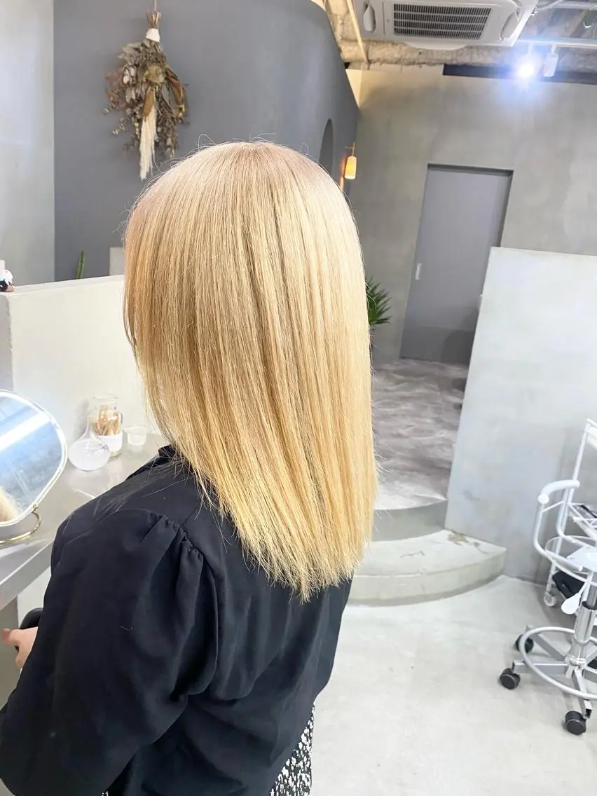 セミロング カラー ヘアカラー 前橋 姫奈のヘアスタイル