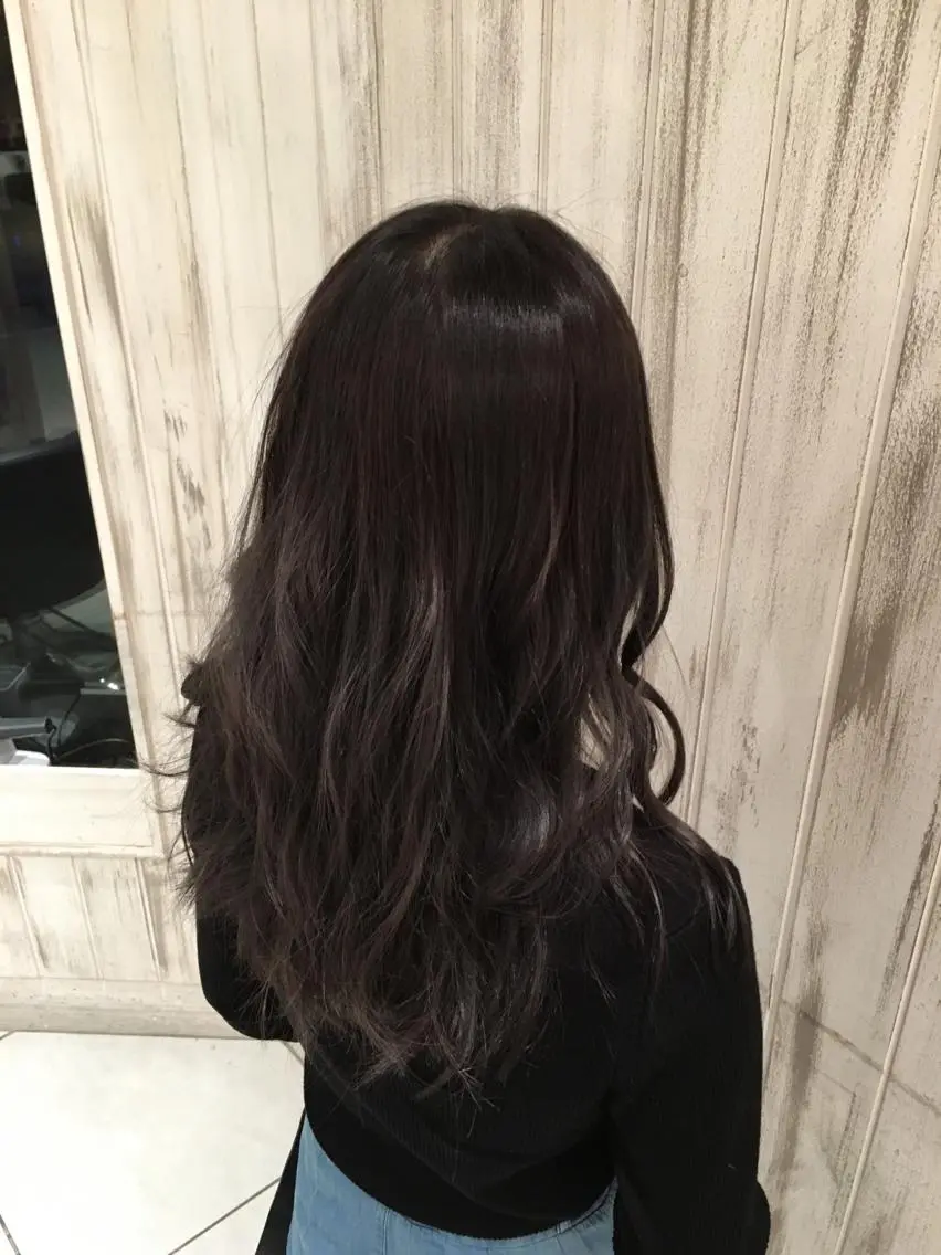 セミロング ロング カラー ダークグレー イルミナカラー 永井大樹✨ 透明感カラー✨のヘアスタイル