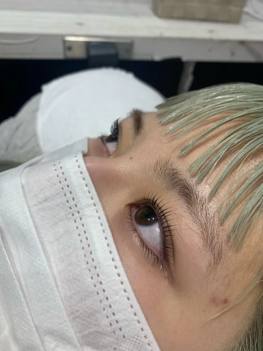 マツエク・マツパ なぽ ❤︎長さだし / 韓国nailのネイルデザイン