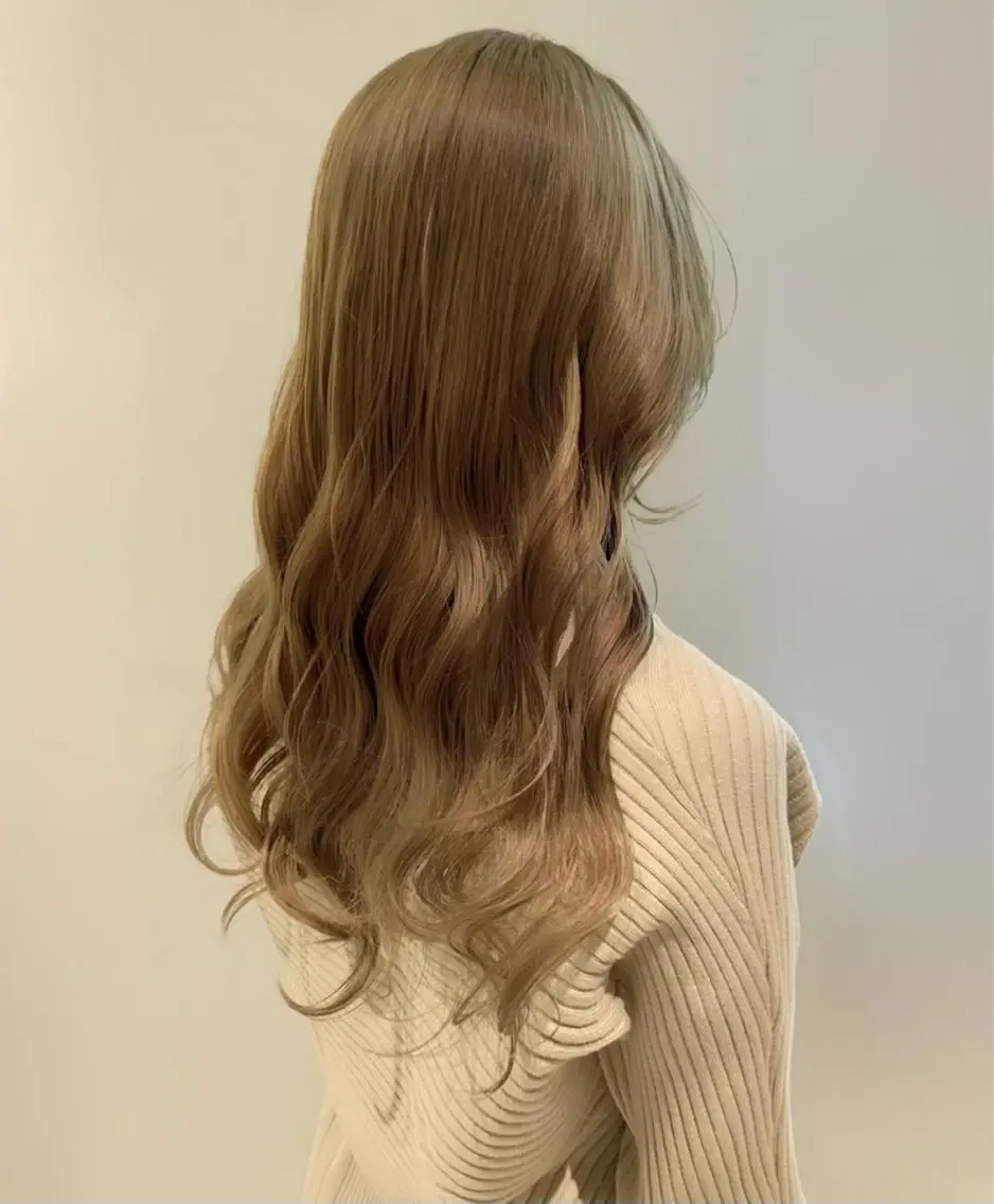 ロング カラー 髪質改善ストレート 中林優太のヘアスタイル