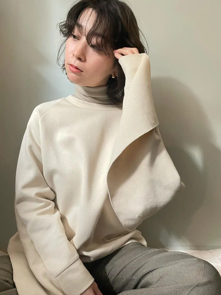 ミディアム カラー パーマ 佐藤 永夏のヘアスタイル