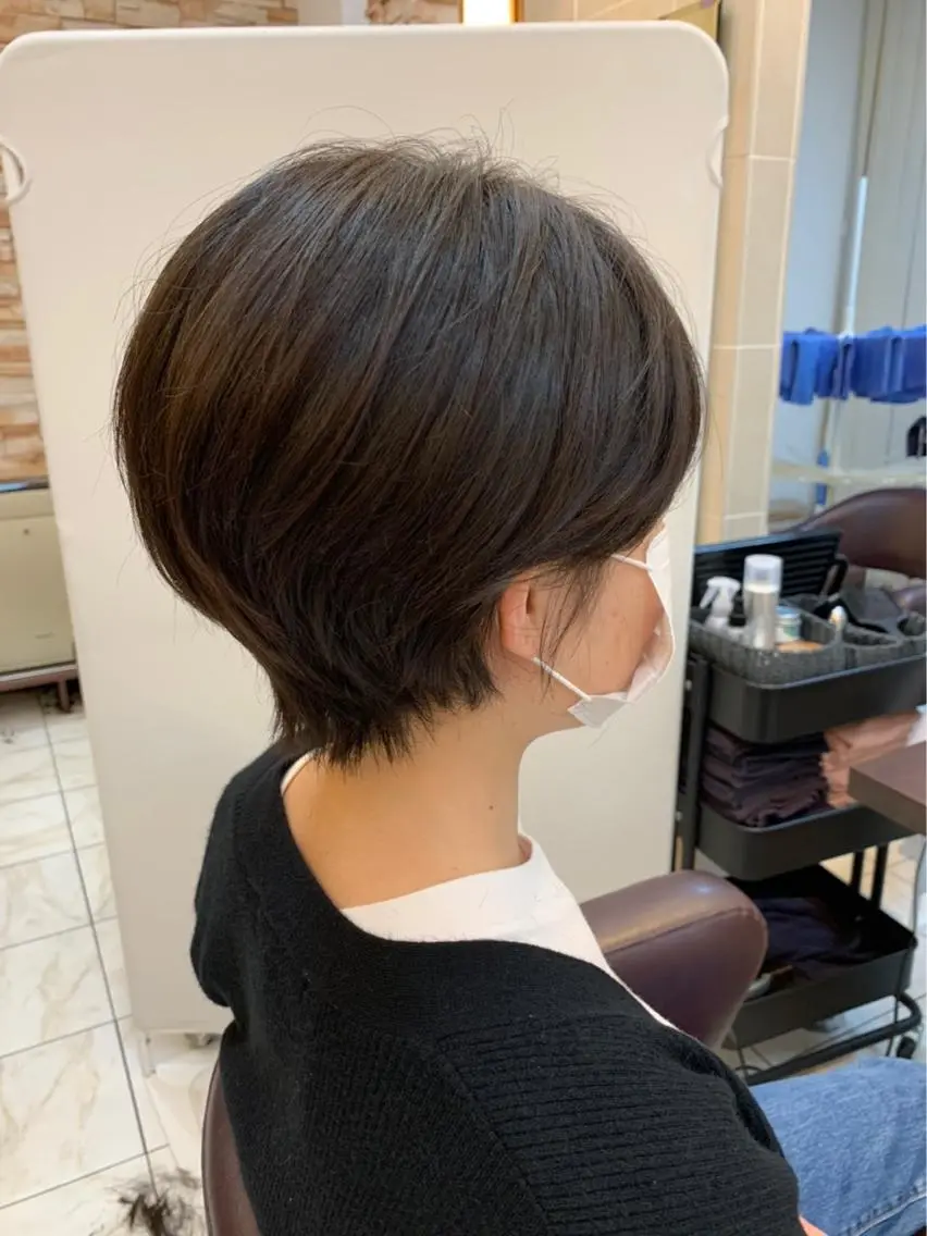 ショート 垢抜け透明感カラー 🌻篠崎梓🌻のヘアスタイル