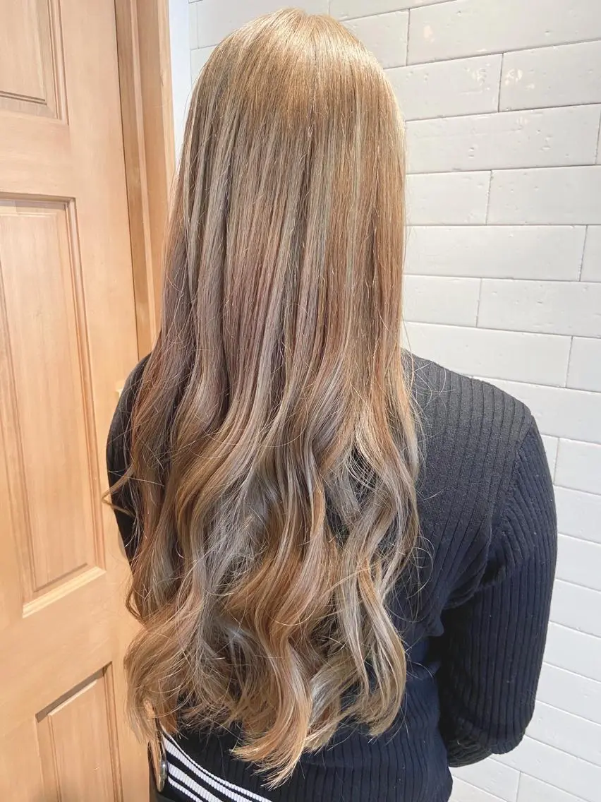 ロング カラー ヘアアレンジ 結婚式・ブライダル ベージュカラー 黒髪 ブリーチ ブロンド ヘアカラー トリートメント レイヤー×ヘッドスパ *保田遥*のヘアスタイル