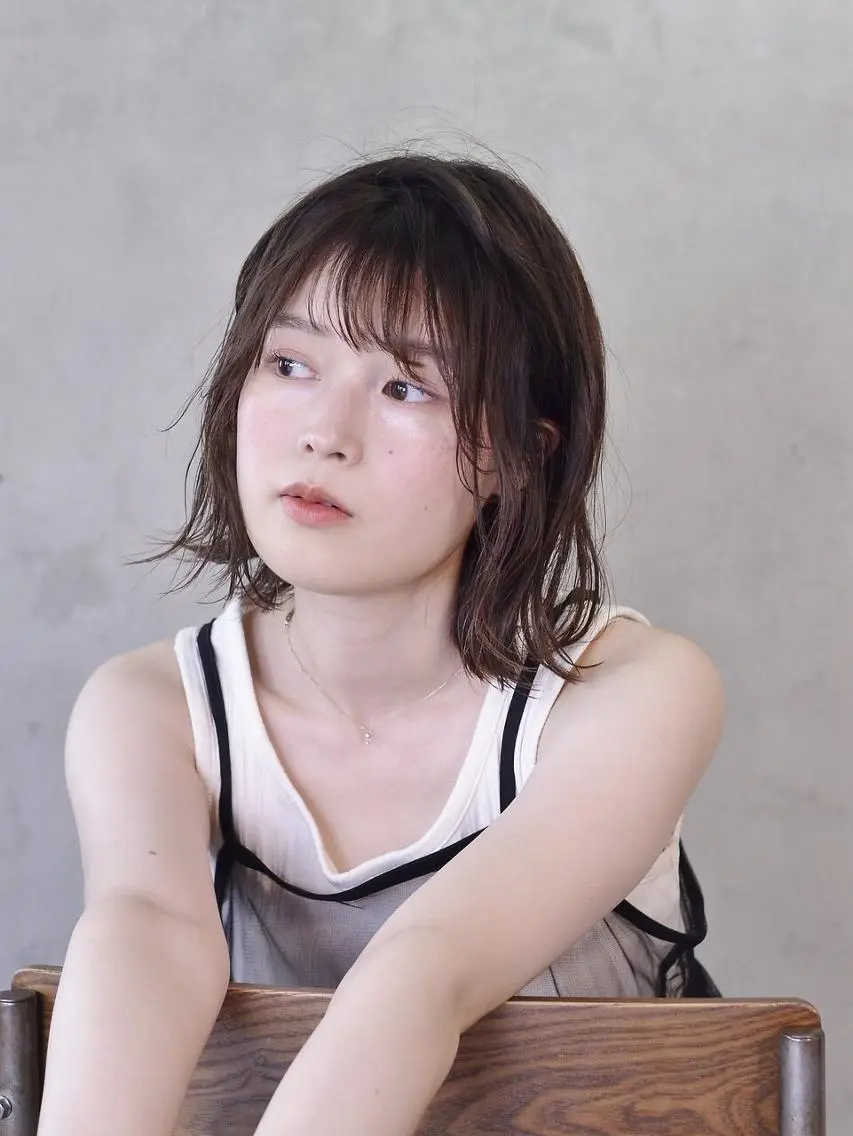 ミディアム カット ヘアカラー トリートメント 髪質改善/ヘアケア coiiはしもとはなのヘアスタイル
