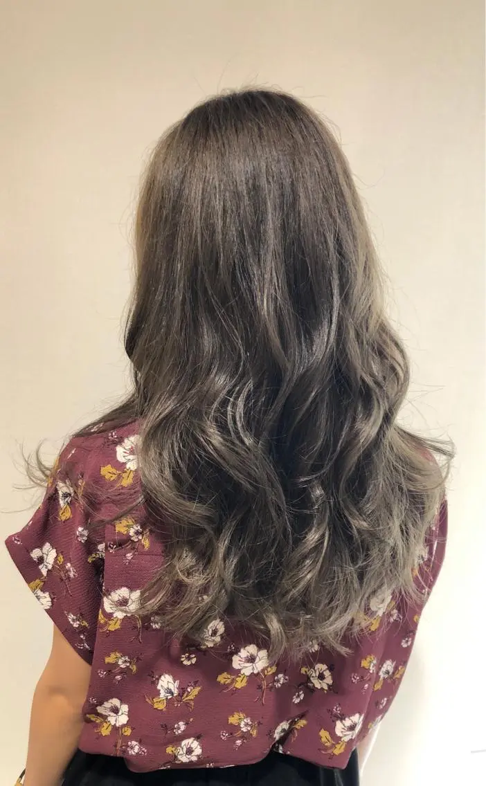 セミロング ヘアカラー 冨田 義智のヘアスタイル
