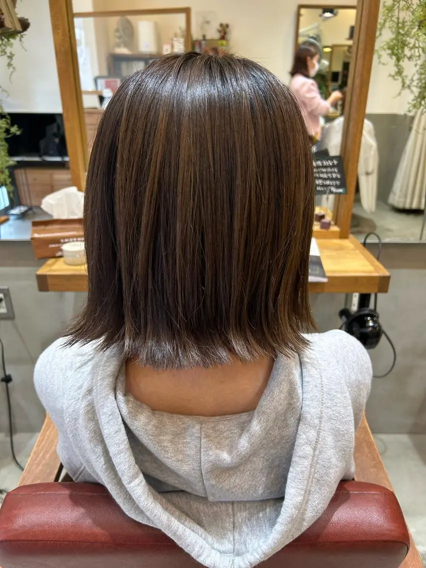 ショート カラー カット ヘアカラー トリートメント 若狭 彩花のヘアスタイル