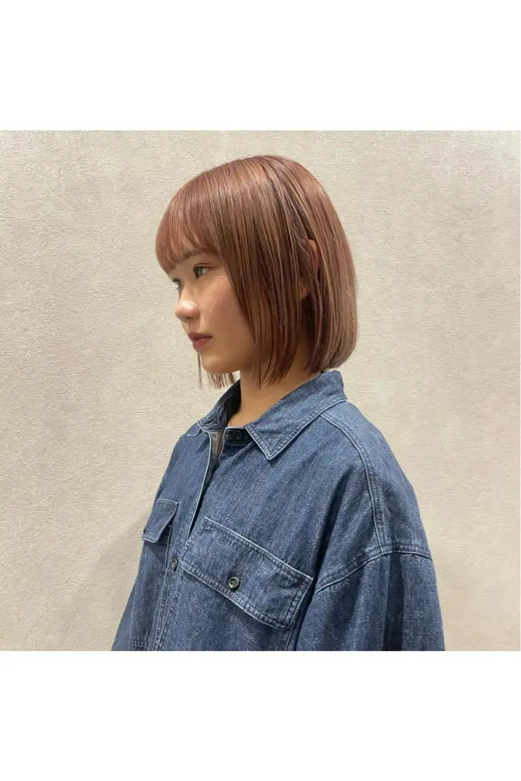 セミロング 高評価多数◎ コテ巻きパーマ星明夏のヘアスタイル