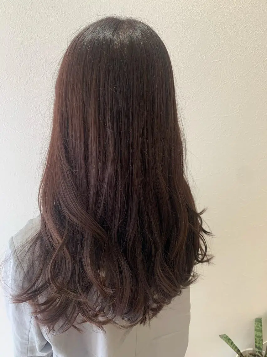 ロング カラー ベージュカラー ブリーチ ラベンダーカラー ラベンダーベージュ ブリーチなしカラー hubhair レイヤー/透明感のヘアスタイル