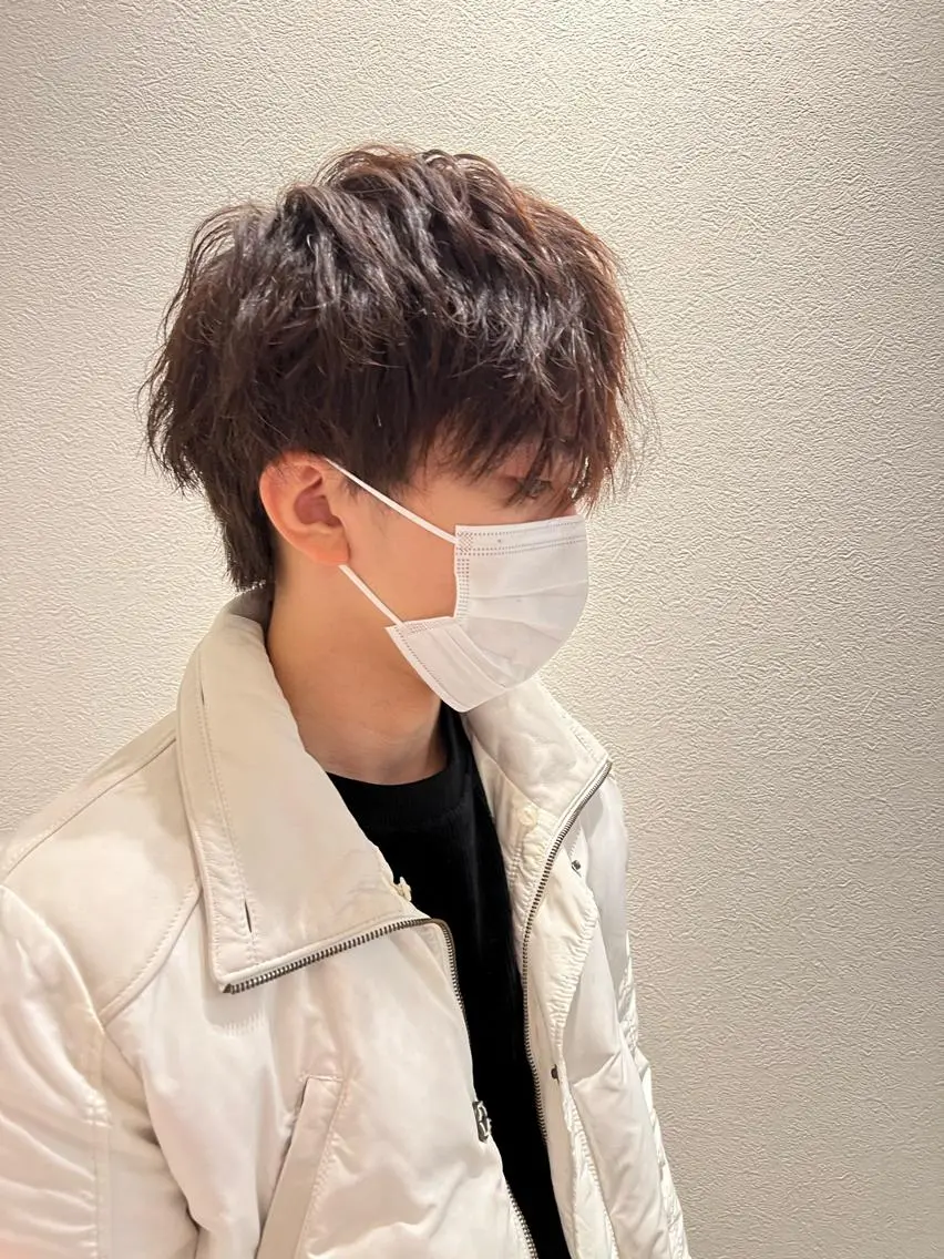 ショート パーマ メンズ スパイキーショート パーマ　具志堅　太志のヘアスタイル