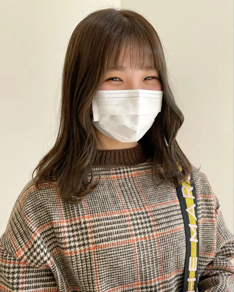 セミロング カラー ブリーチ ブリーチなしカラー mir MIYUのヘアスタイル