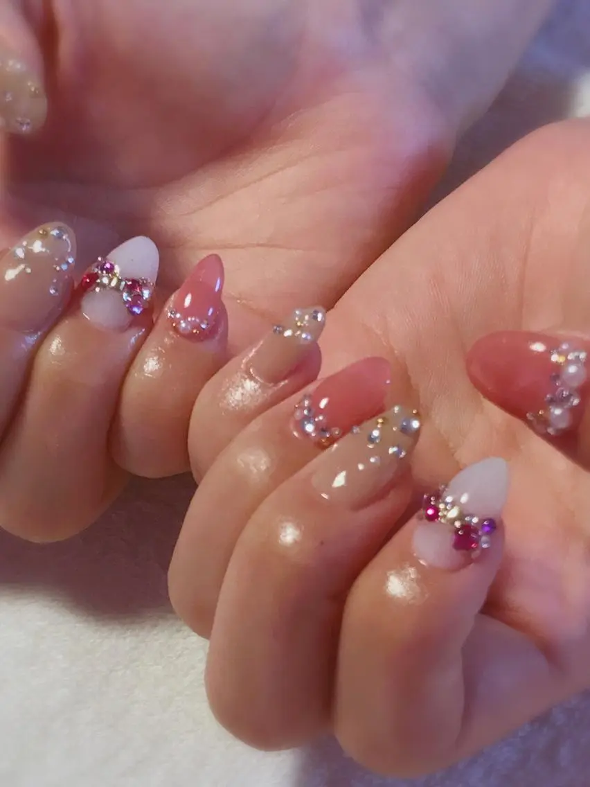 ネイル ジェルネイル キラキラネイル スカルプネイル Era nailのネイルデザイン