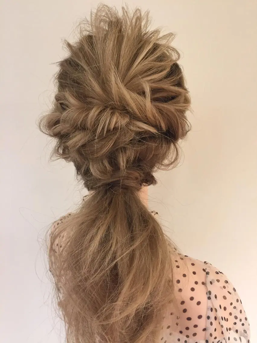 ロング kawakita yoshinoriのヘアスタイル