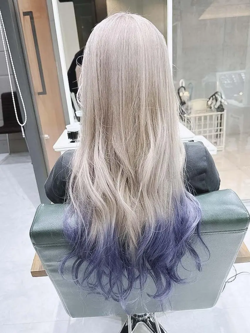 ロング カラー ヘアアレンジ ブリーチ ケアブリーチ 透明感カラー デザインカラー ハイトーンカラー Days 透明感カラーのヘアスタイル
