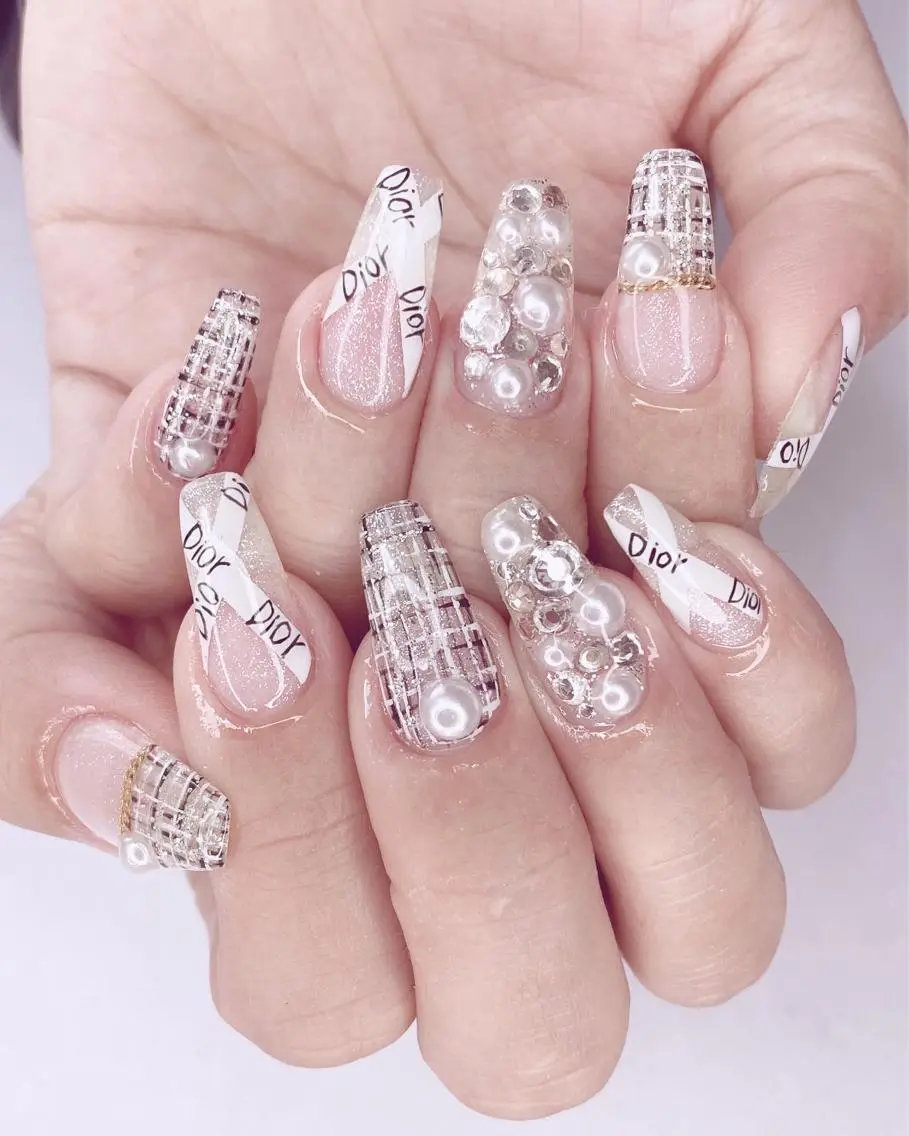 ネイル ハンドネイル Ｎail Ｓalon ertiのネイルデザイン