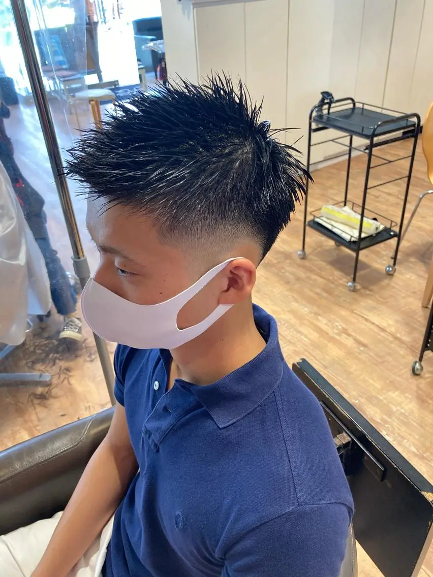 ショート メンズ フェードカット スキンフェード カット メンズ特化 TAKUYAのヘアスタイル