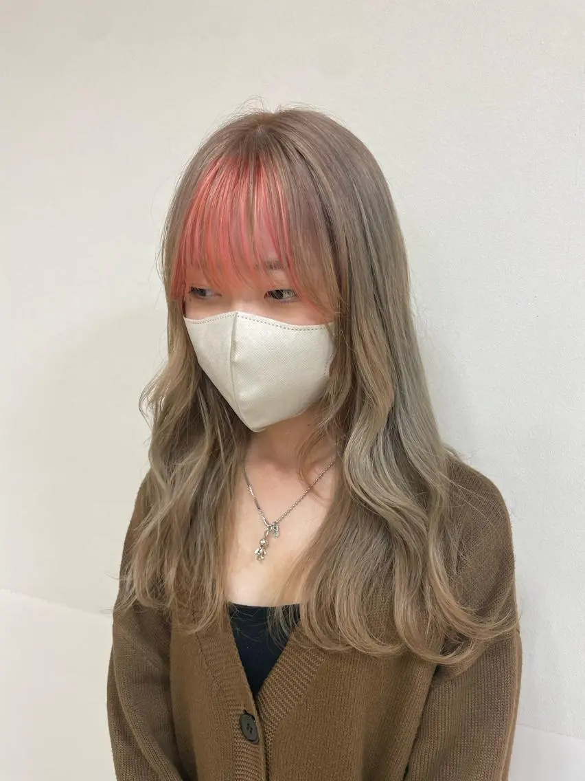 ロング カラー ヘアアレンジ ブリーチ ヘアカラー トリートメント 【Sweep】おじま のぞみのヘアスタイル