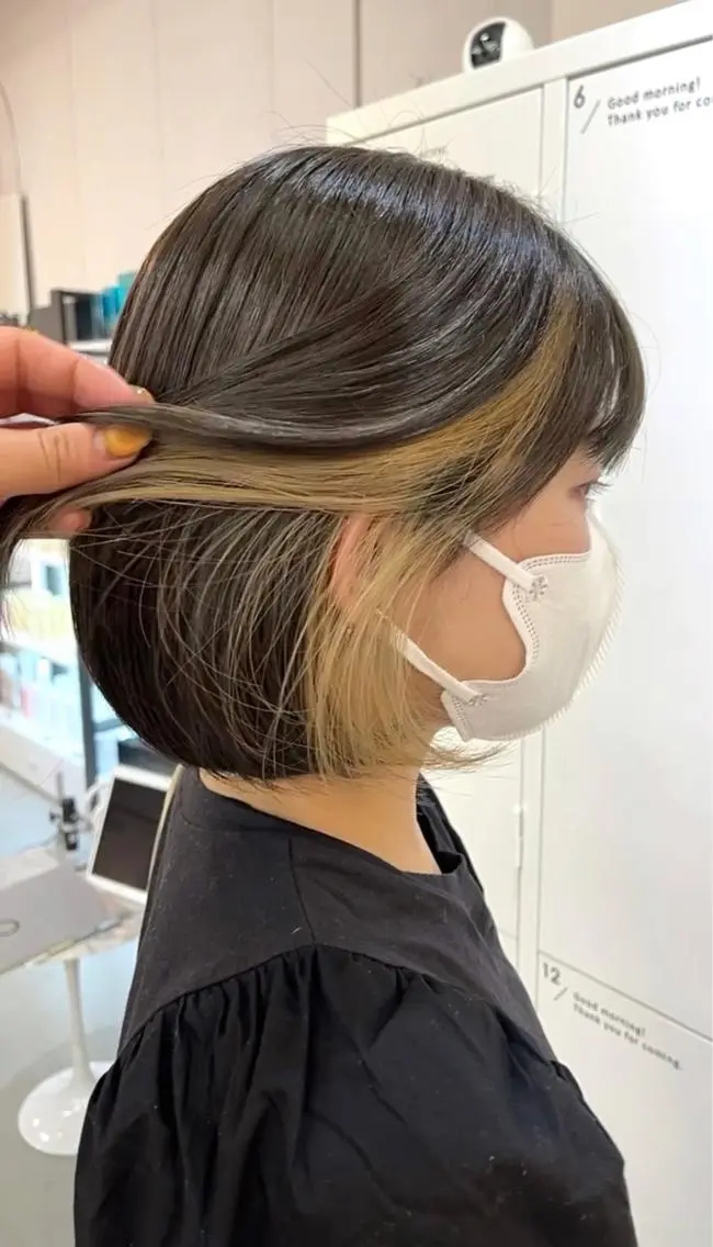 ショート カラー ベージュカラー 神原 茉依🩰🪩のヘアスタイル