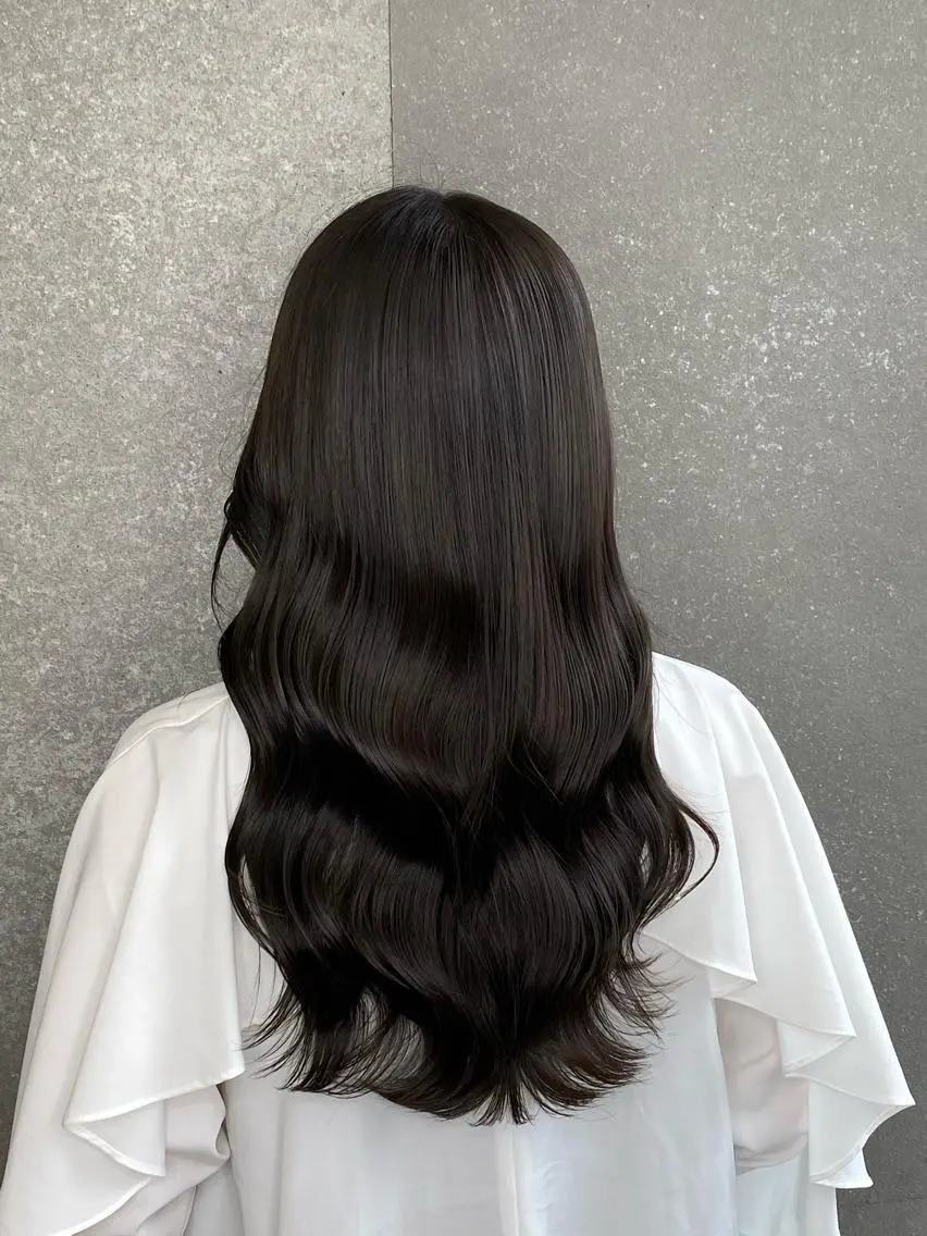 セミロング カット トリートメント 縮毛矯正/髪質改善 /表参道/千田大地のヘアスタイル
