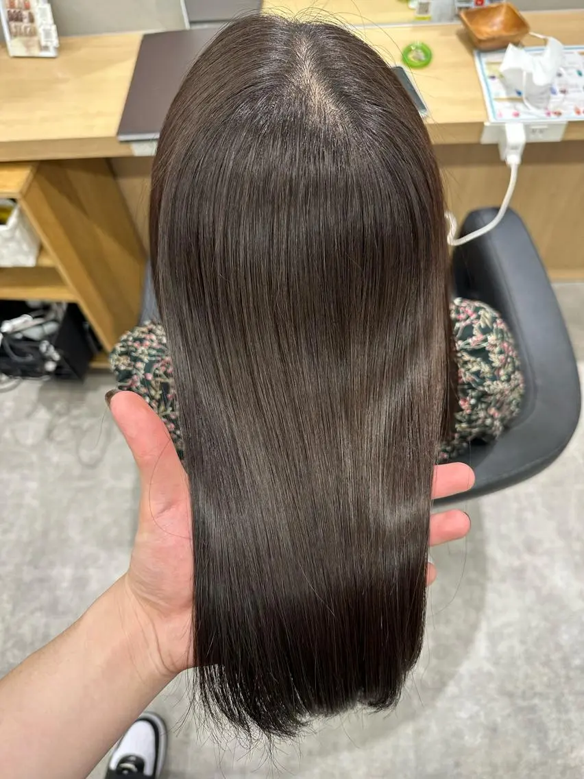 ミディアム カット ヘアカラー トリートメント 巻ける髪質改善🫧ハ イライト/永田汰伊智のヘアスタイル