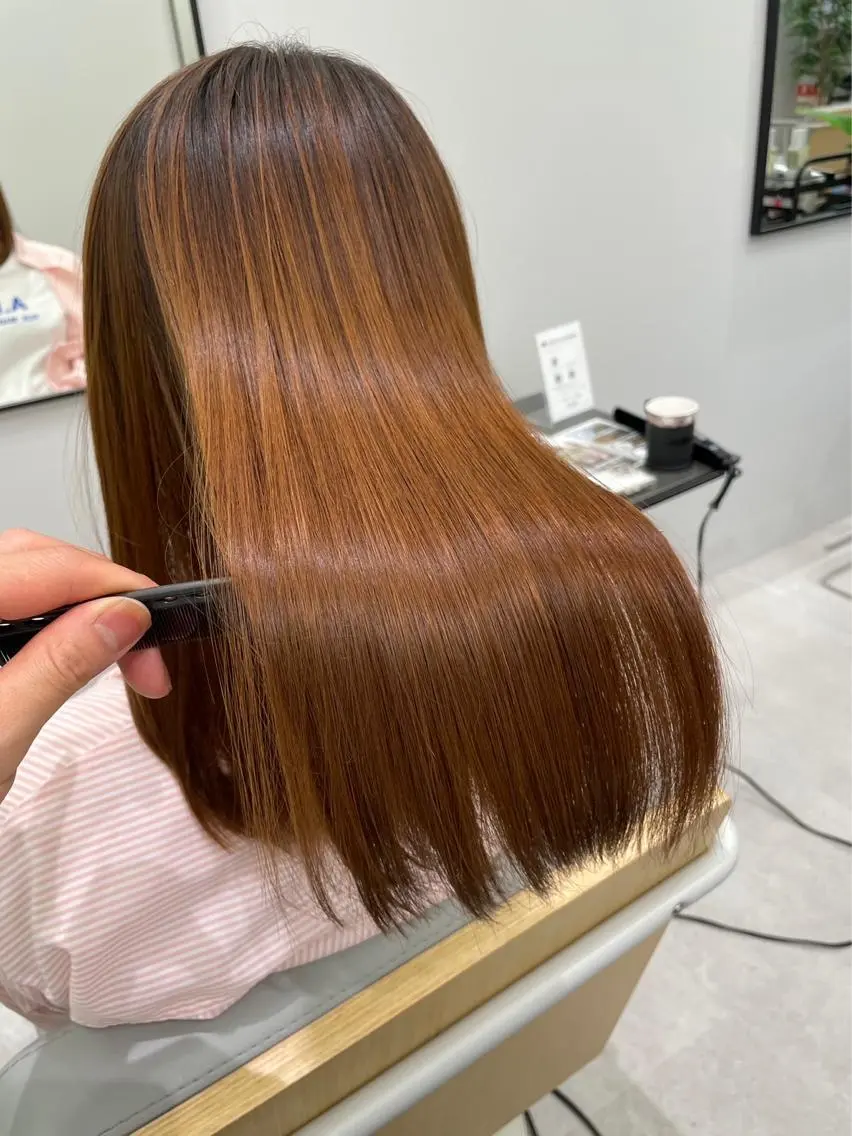 ミディアム 酸性ストレート カット 縮毛矯正 joule 藤原沙綾のヘアスタイル
