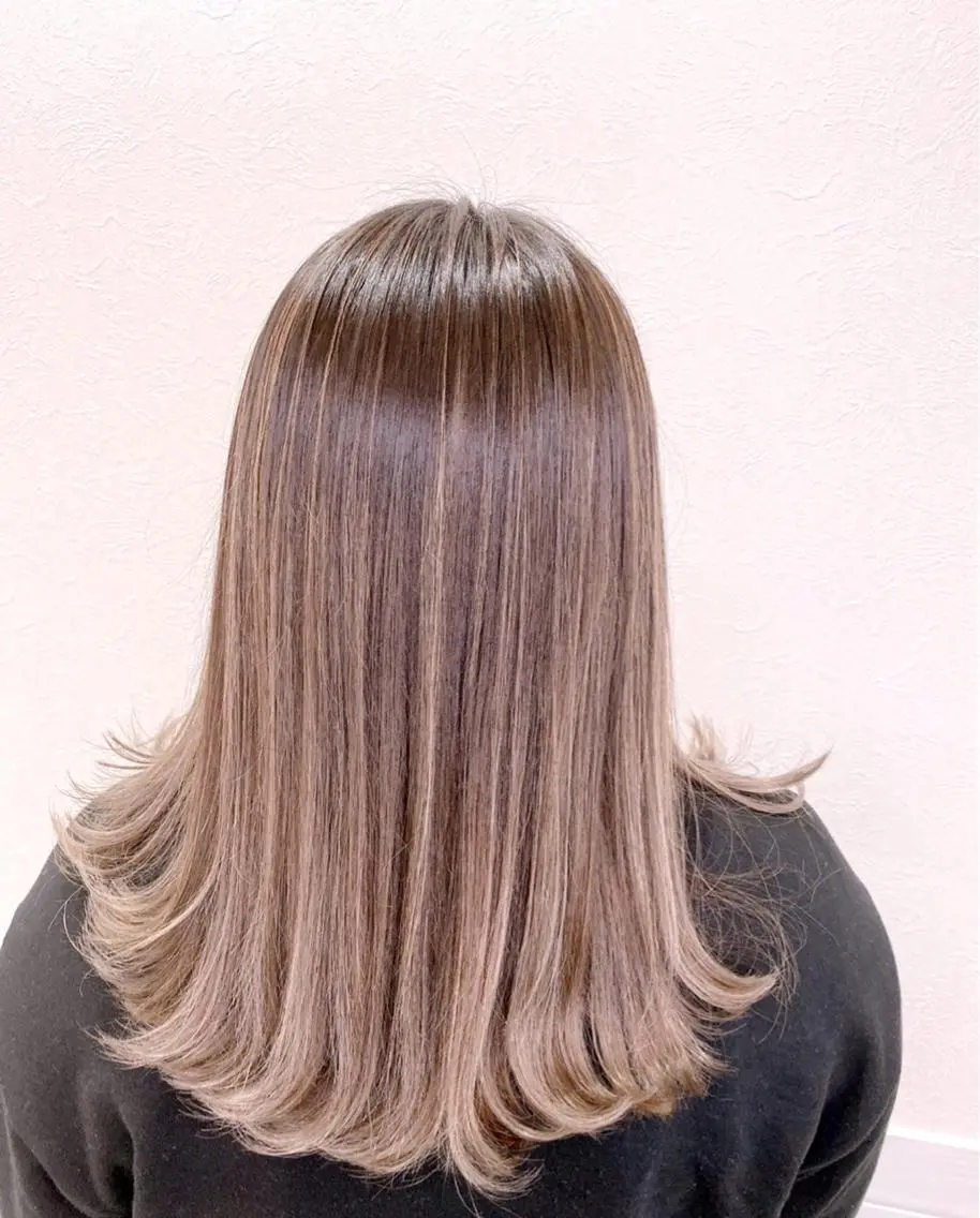 セミロング カラー トリートメント ヘッドスパ オーナースタイリスト 奈須雄紀のヘアスタイル