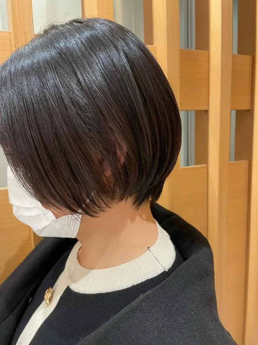 ショート ARMONY秋山輝也 コテ巻き風パーマ特化のヘアスタイル