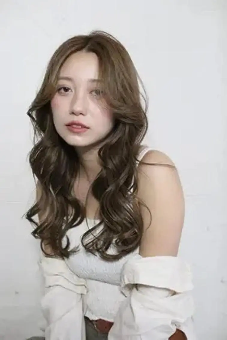 カラー 才門 真菜のヘアスタイル