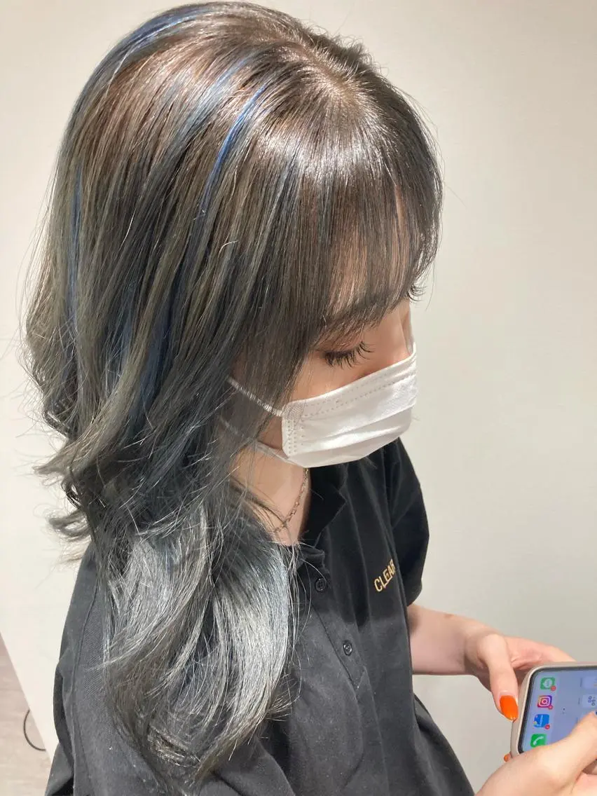 セミロング カラー ハイライトカラー ハイライト ミルクティー量産💙 💙ブリーチ特化💙のヘアスタイル