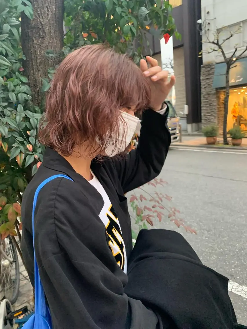 ショート カラー パーマ ベージュカラー ピンクカラー ピンクベージュ 外国人風カラー カット ヘアカラー パーマ トリートメント パーマ/レイヤー/ ボブ/豊浦翔太のヘアスタイル