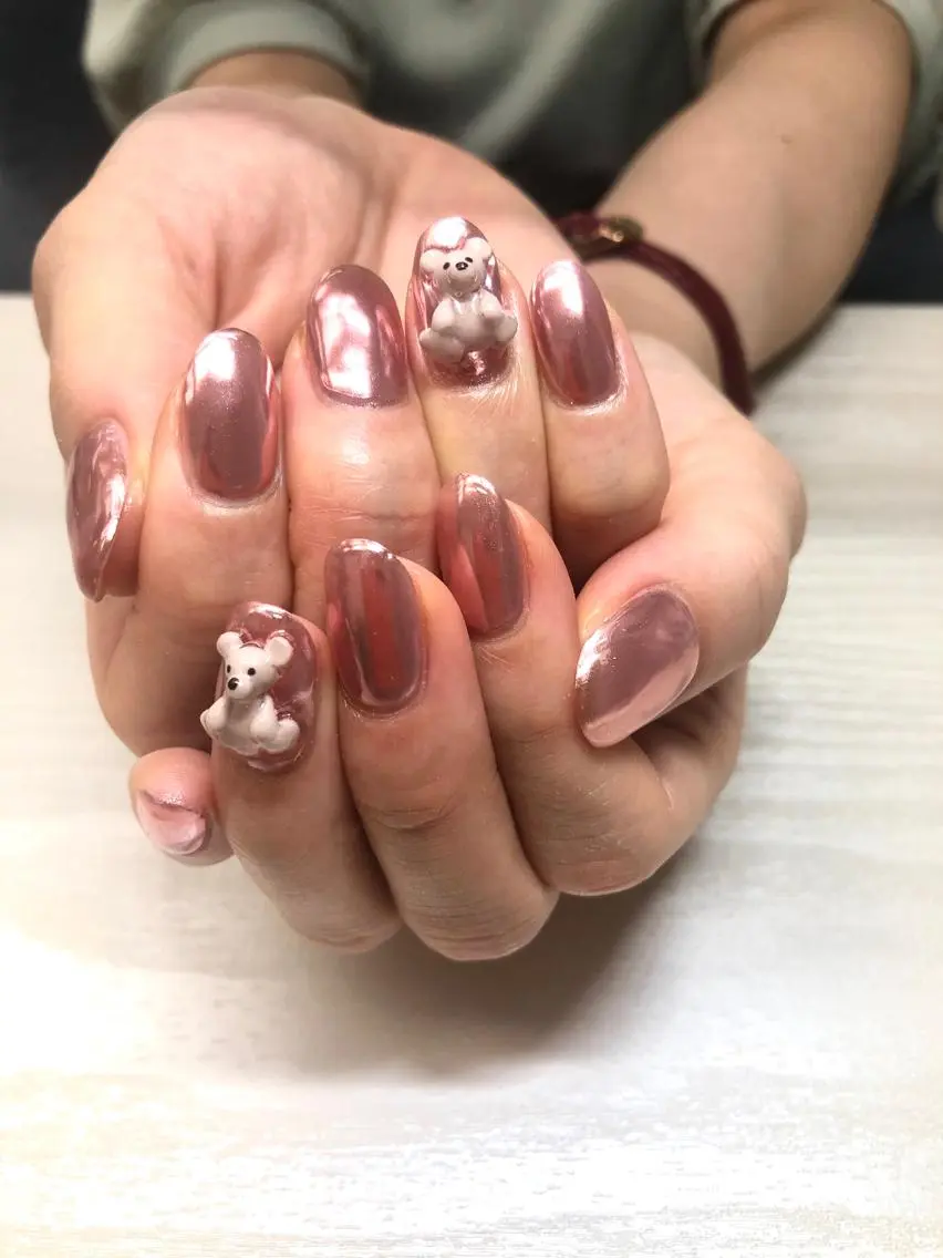 ネイル ミラーネイル ピンク 吉野✨ ネイルデザイナー✨のネイルデザイン