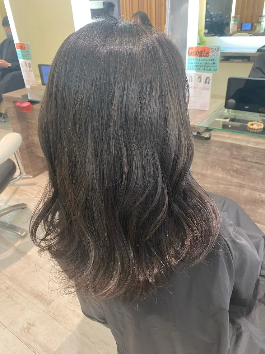 ロング カラー 小顔レイヤー/ ベージュ🤍Rieのヘアスタイル