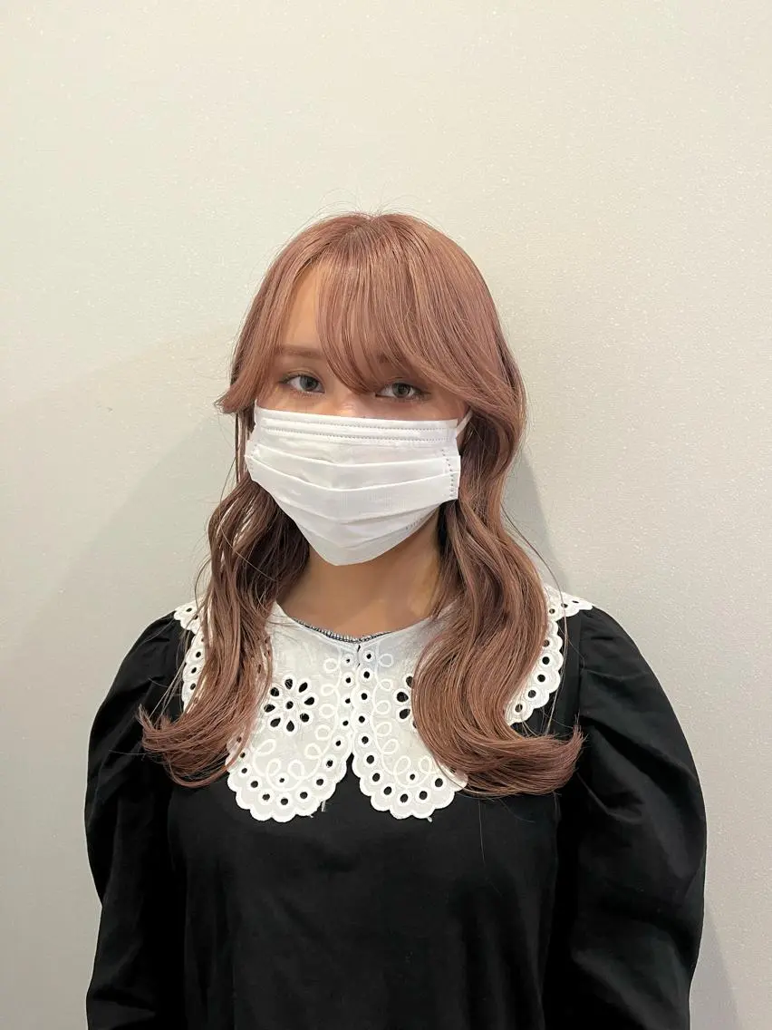 カラー ベージュカラー ピンクカラー ピンクベージュ 韓国ヘア レイヤーカットのヘアスタイル