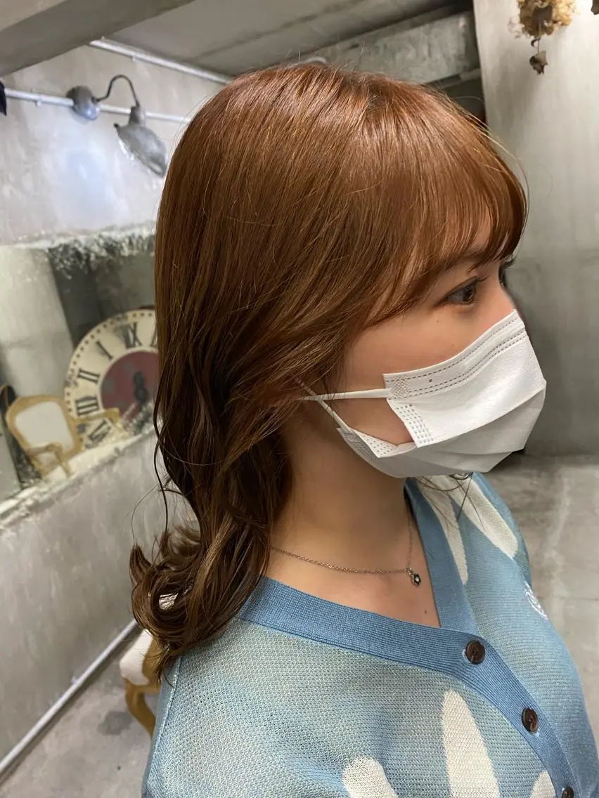 ミディアム カラー ブリーチ ダブルカラー ハイトーンカラー ブリーチなしカラー お任せヘア☘️☘️ 及川渚のヘアスタイル