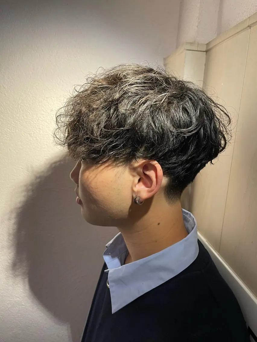セミロング パーマ ヘアアレンジ メンズ マッシュ 大久保 竣太のヘアスタイル