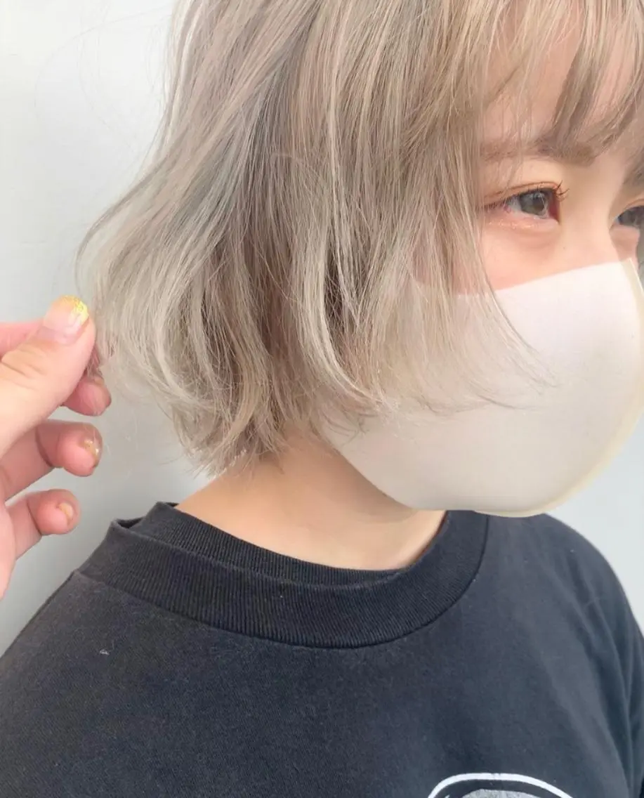 ミディアム カラー ベージュカラー ブリーチ ホワイトベージュ 中目黒🌼 🌼ハナのヘアスタイル