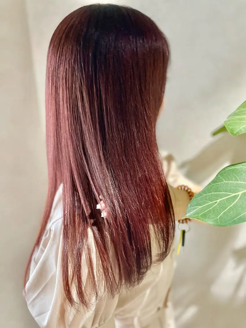ロング カラー ブリーチ 透明感カラー イルミナカラー ピンクカラー カット ヘアカラー トリートメント 永島 桜のヘアスタイル