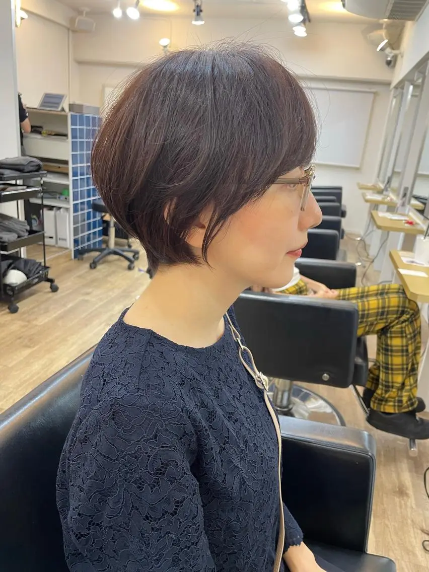 ショート カラー ブリーチ ケアブリーチ ダブルカラー ハイライトカラー イルミナカラー 中北篤志 ショートボブのヘアスタイル