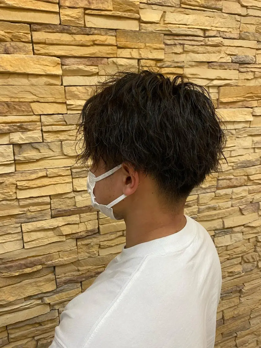 メンズ カット パーマ 福岡縮毛矯正✨️ ストレート 向井和輝のヘアスタイル