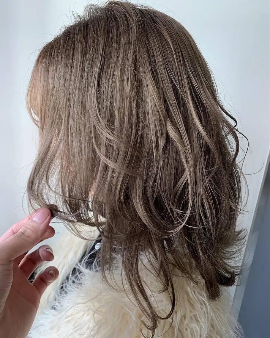 ミディアム カラー ヘアカラー トリートメント 髪質改善will hairdesignのヘアスタイル