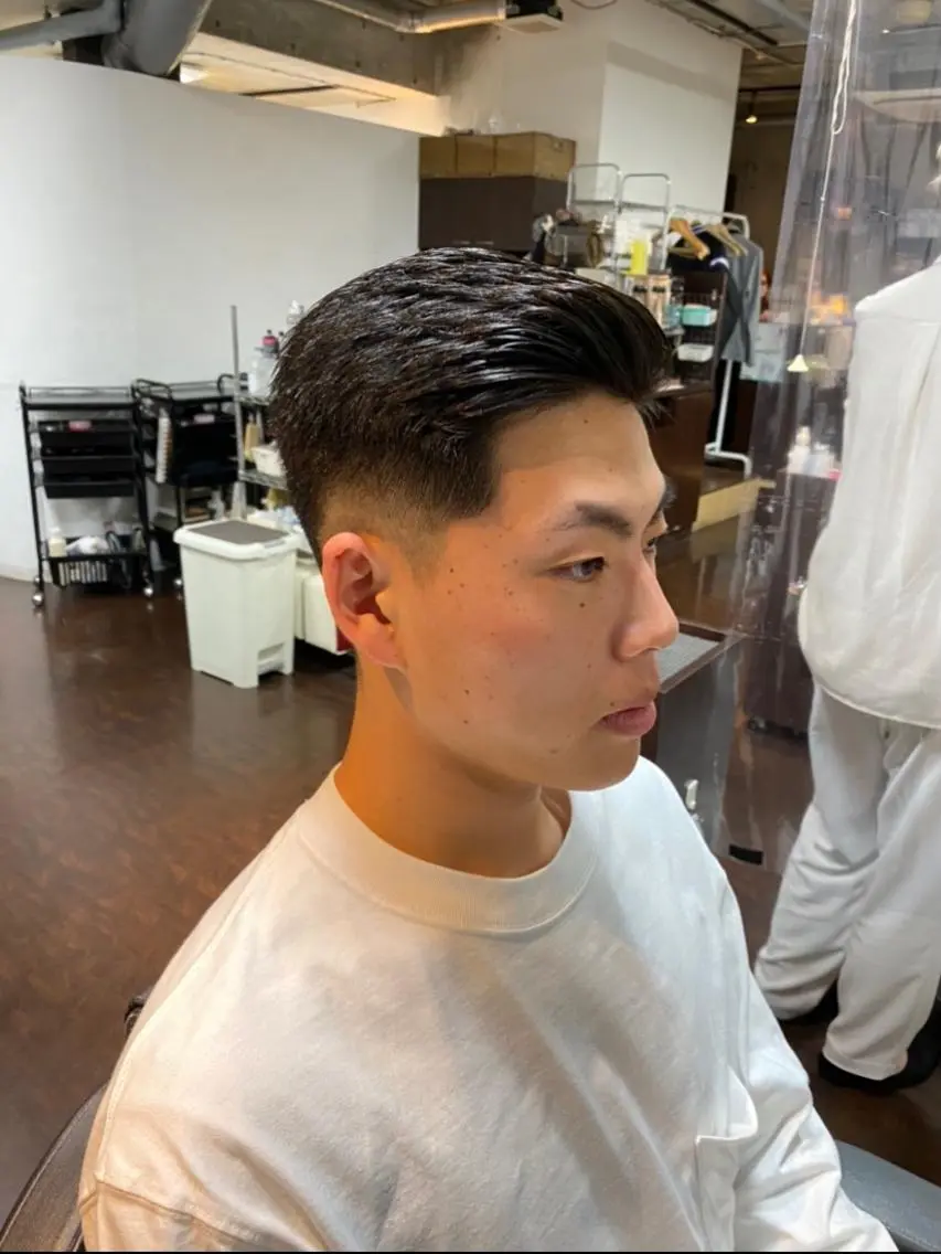ショート メンズ KUTSUKAKE YUTOのヘアスタイル