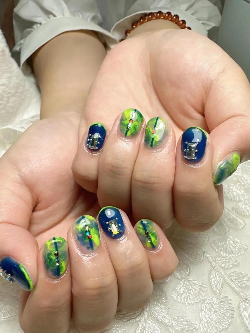 ネイル ハンドネイル Max nail&eyeのネイルデザイン