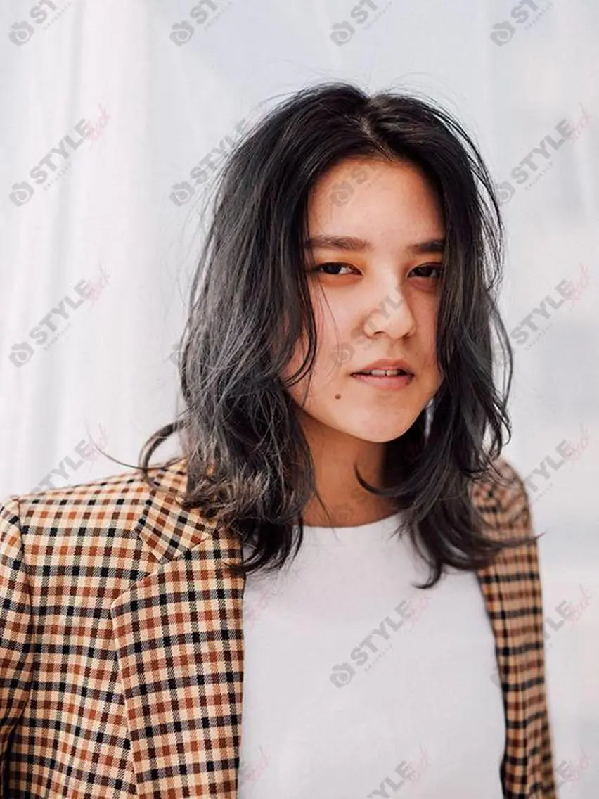 ミディアム カラー カット トリートメント 白髪ぼかしハイライト 柳川拓哉のヘアスタイル