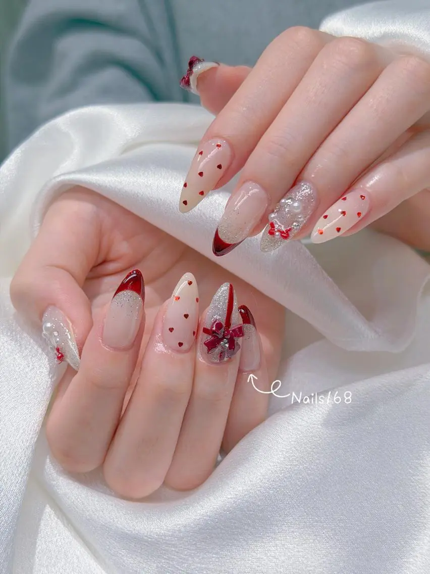 ネイル オーロラネイル ブルー チークネイル フットネイル フレンチネイル ハンドネイル NAILS168 新大久保店のネイルデザイン