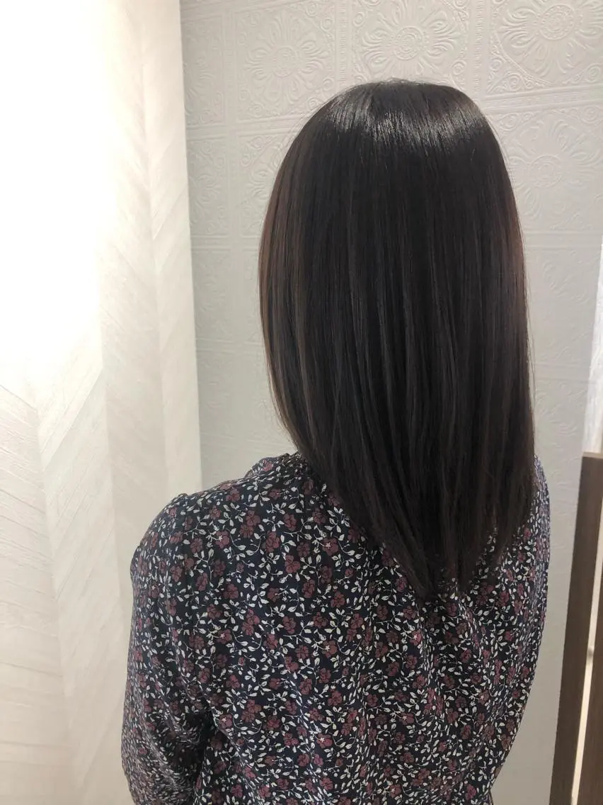 セミロング やまぐち まりんのヘアスタイル