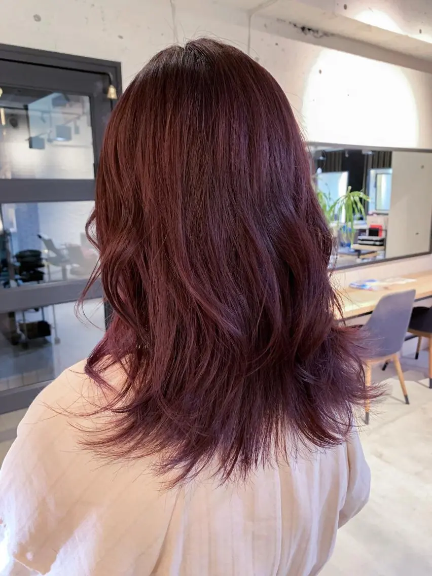 ミディアム カラー ヘアアレンジ ヘアカラー トリートメント yuka .のヘアスタイル