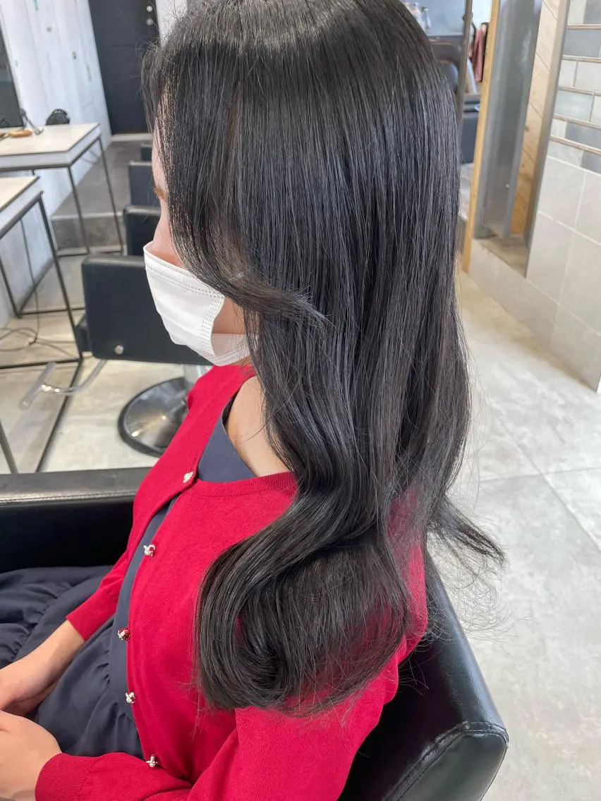 ロング カラー ヘアアレンジ 韓国風ヘア トリートメント 透明感カラー✨艶髪 制作🌱山根あゆみのヘアスタイル